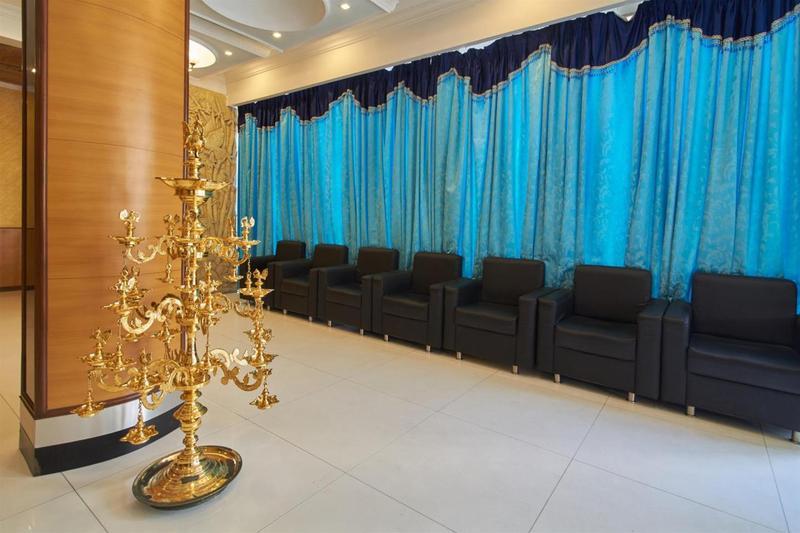 Hotel Park Plaza Chennai Exterior photo